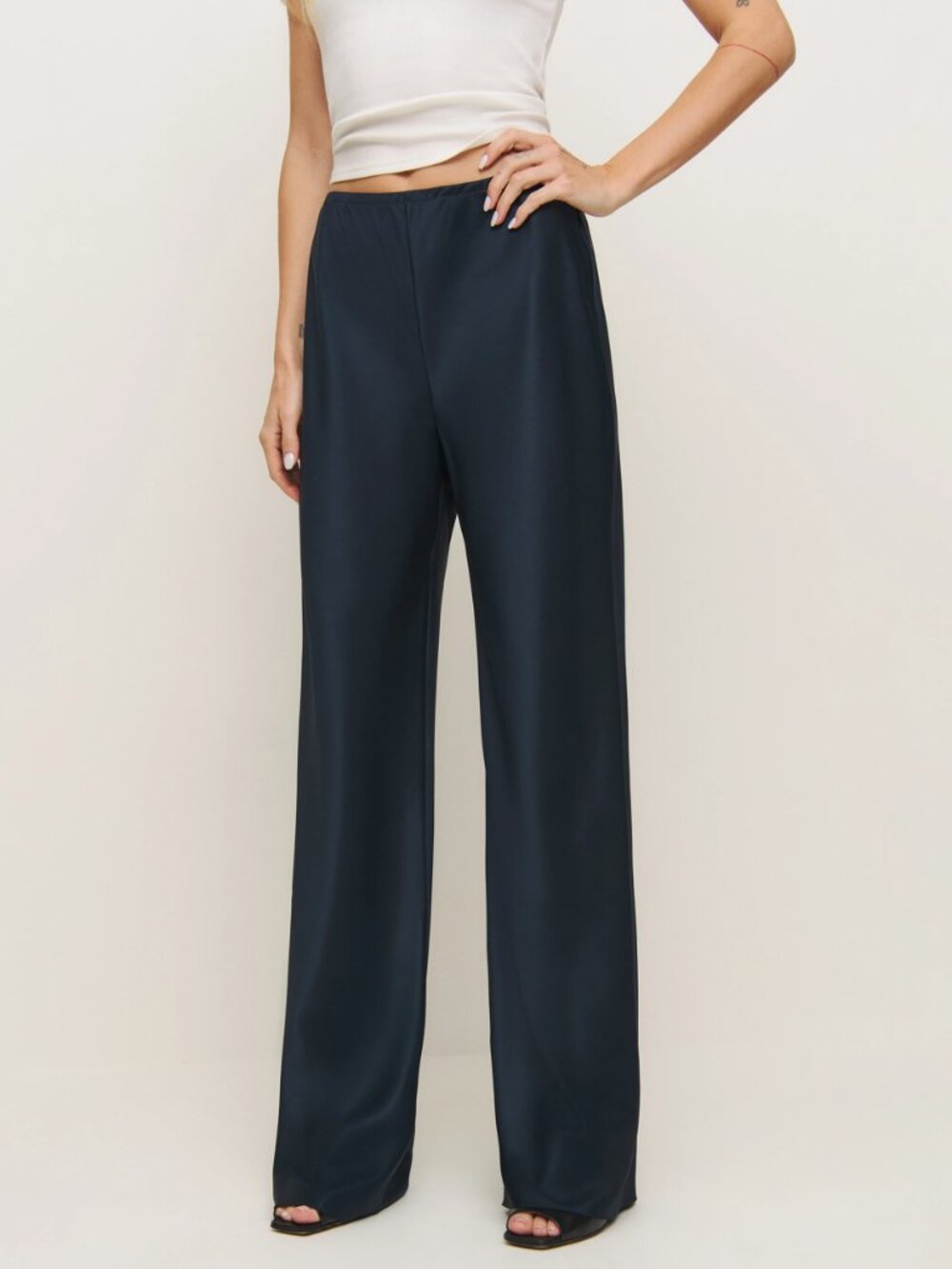 Reformation Gale Satin Mid Rise Bias Pant in Midnight Blue Satin - Size XS (NWT)